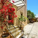 Apartment Old Town Loft With Sea View Roof Terrace And Private Parking Chania (Crete)