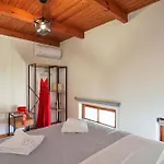 Apartment Old Town Loft With Sea View Roof Terrace And Private Parking