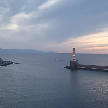 Old Town Loft With Sea View Roof Terrace And Private Parking * Chania (Crete)