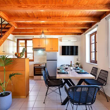 Old Town Loft With Sea View Roof Terrace And Private Parking * ハニア