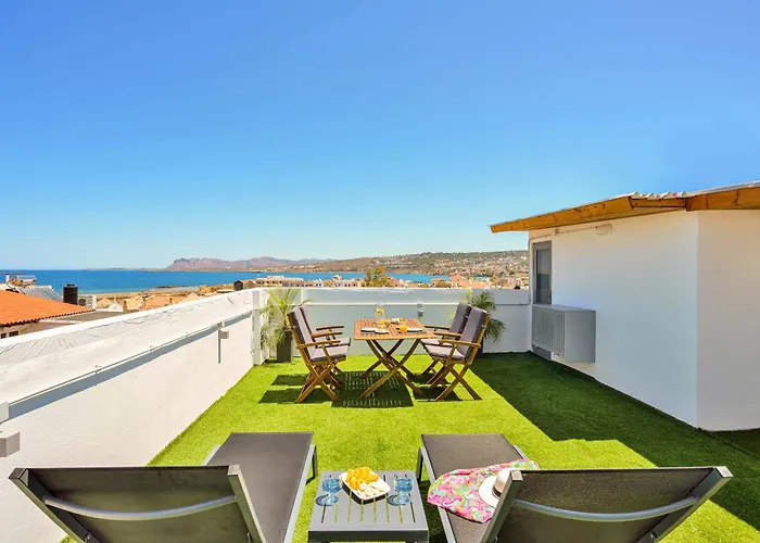 Apartment Old Town Loft With Sea View Roof Terrace And Private Parking