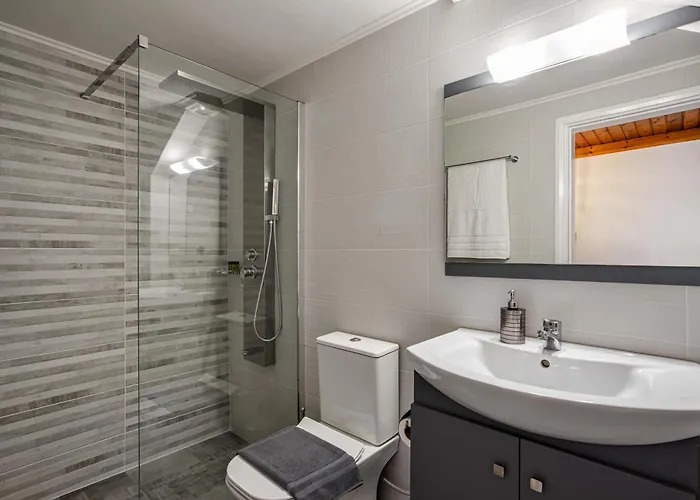 Old Town Loft With Sea View Roof Terrace And Private Parking Daire *