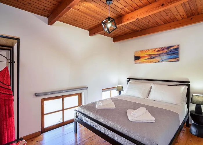 Old Town Loft With Sea View Roof Terrace And Private Parking Daire Hanya